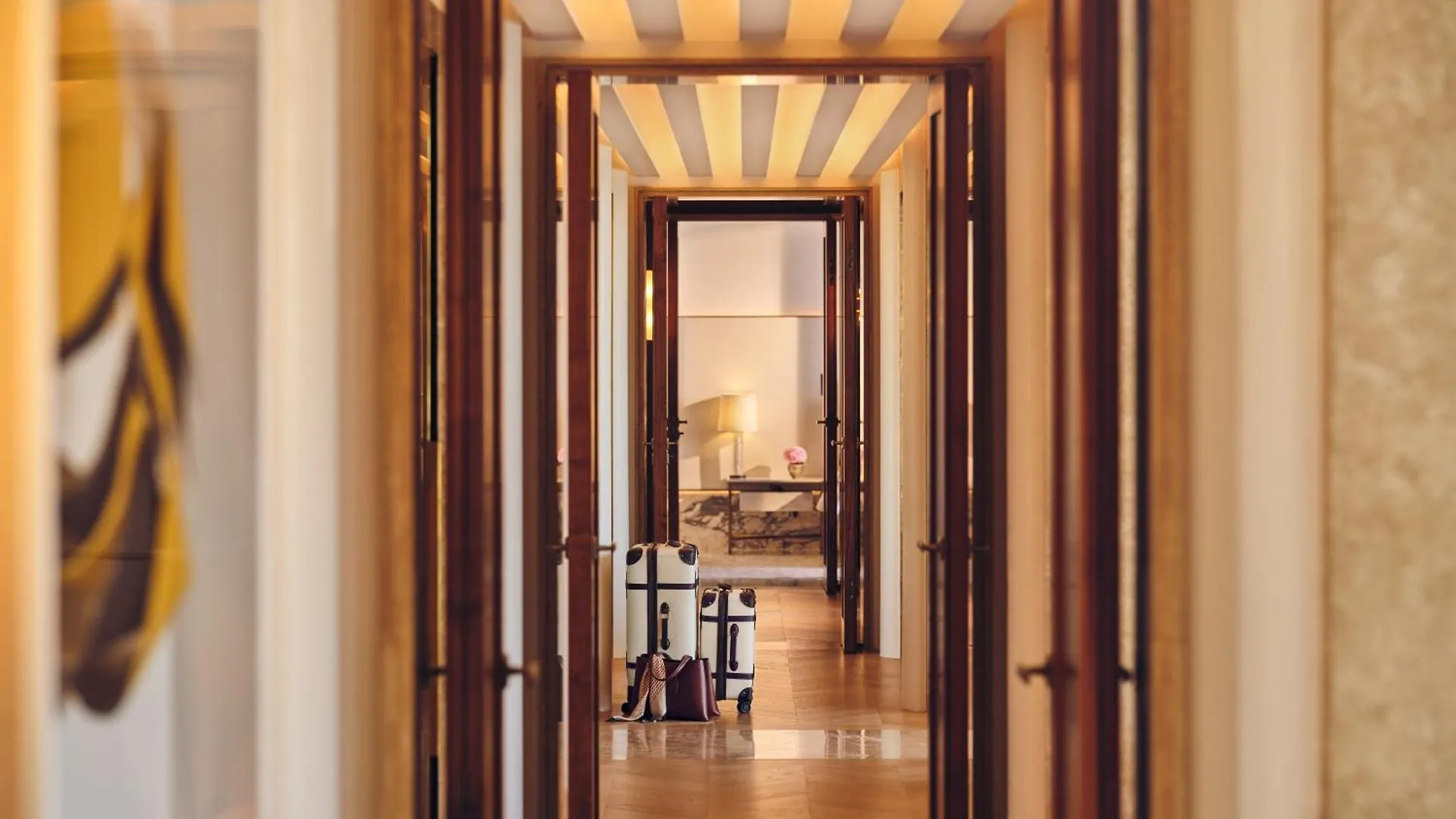 The Lana - Dorchester Collection Dubái 5*,