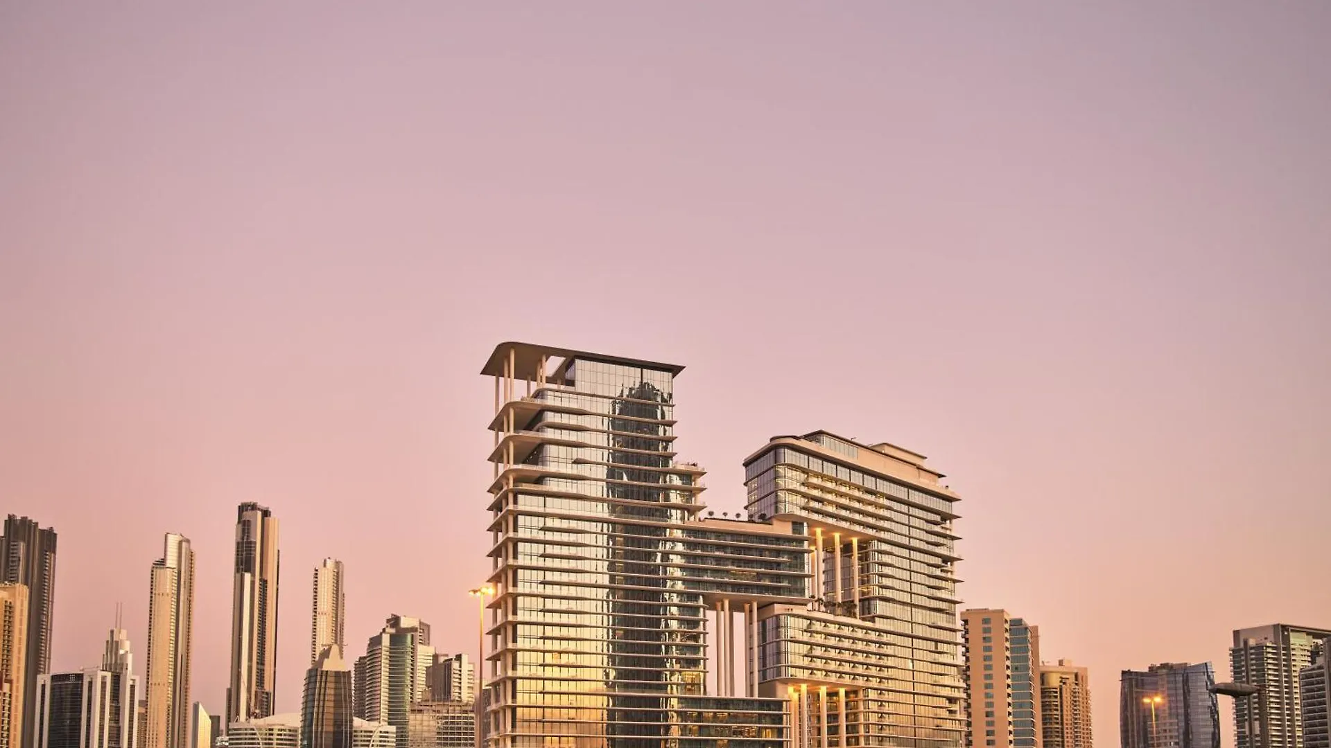 The Lana - Dorchester Collection Дубай